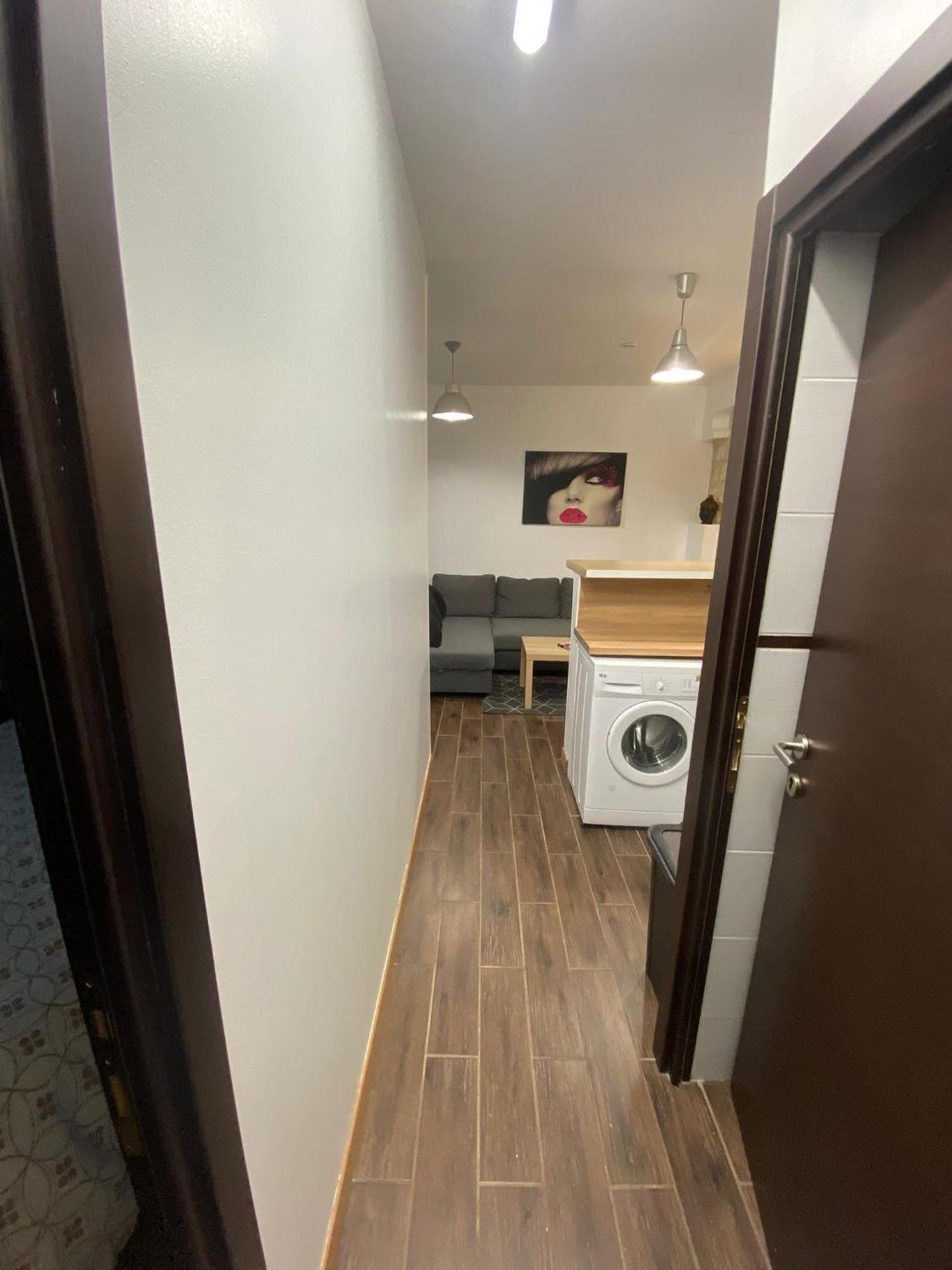 Agreable Appartement In Montmartre Париж Екстериор снимка