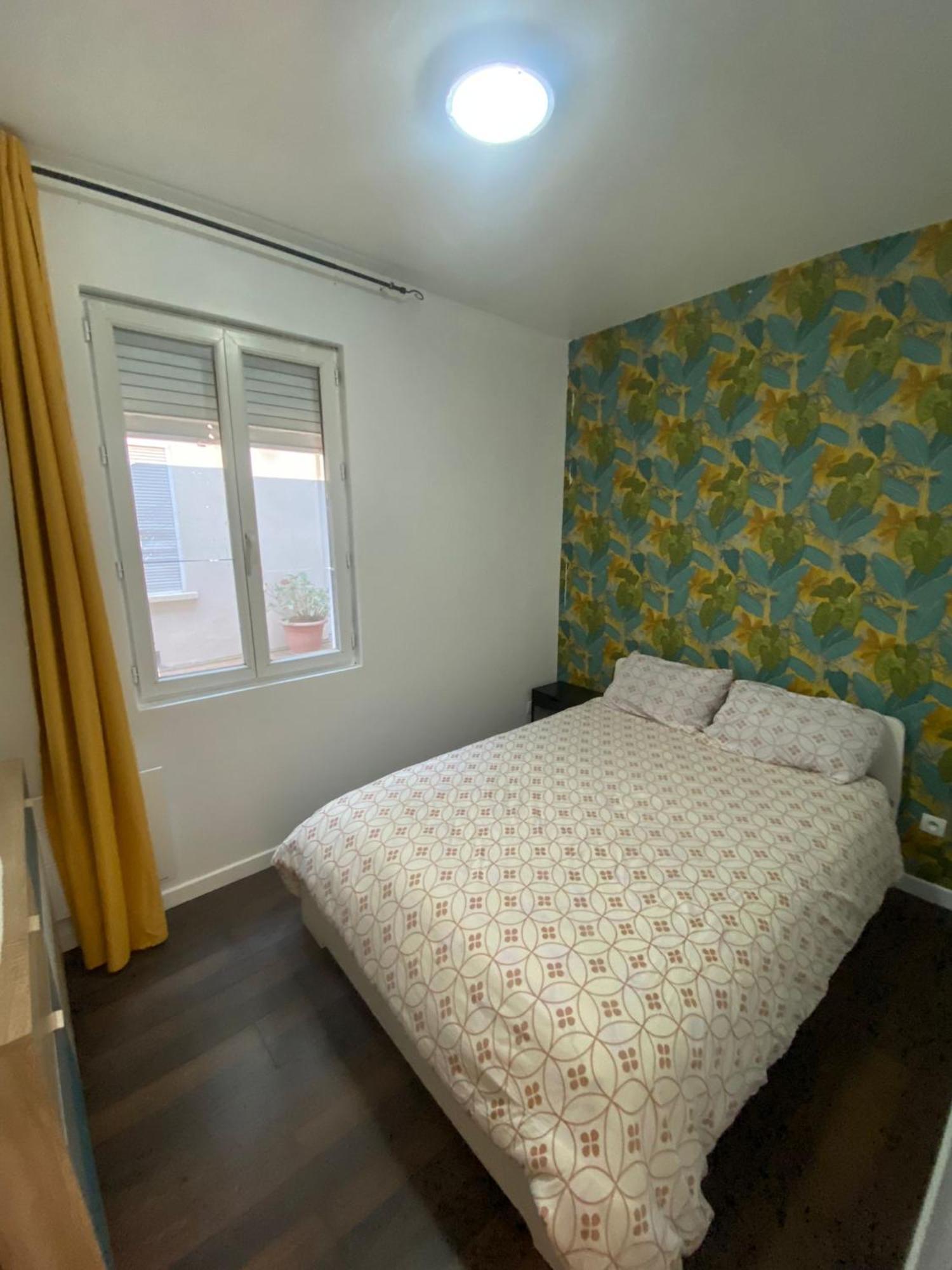 Agreable Appartement In Montmartre Париж Екстериор снимка